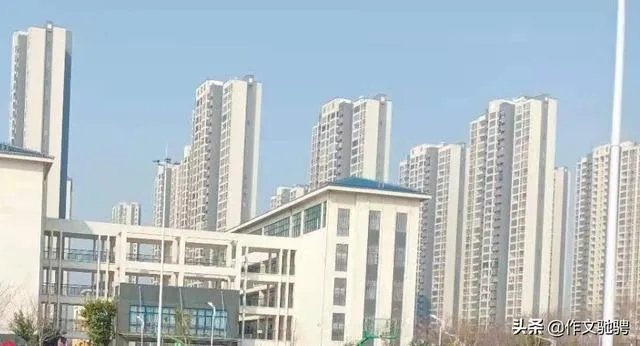 初中教师上课迟到。被校长打耳光怎么维权？