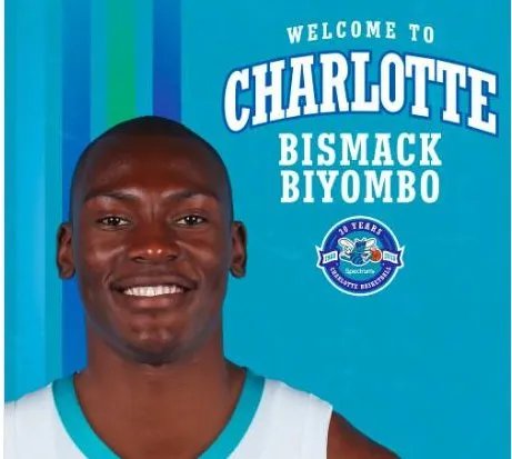 黄蜂队同公牛和魔术完成了什么三方大交易？