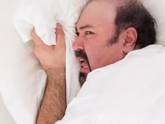 老年人失眠吃什么