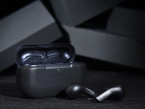【有料评测】HyperX天际真无线游戏耳机：多平台适用 游戏影音双修