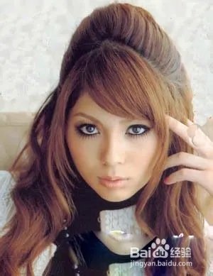 韩式头顶蓬松发型扎法图解