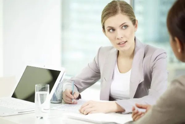 文科生学什么专业好就业