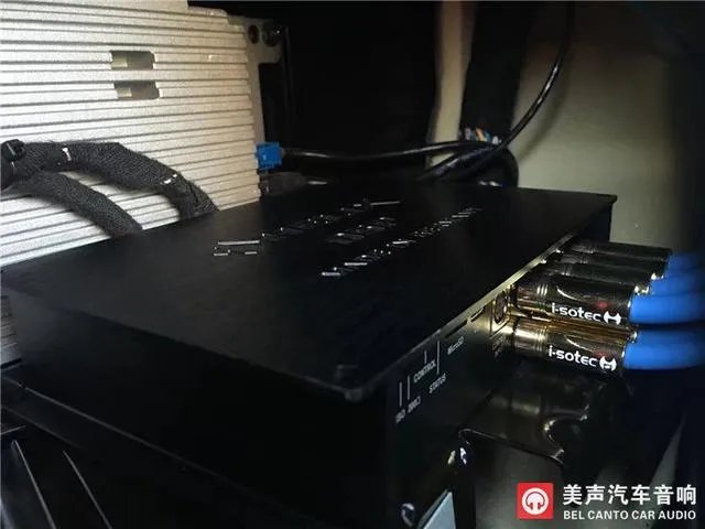 成都有专业宝马音响改装店吗？