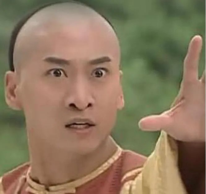 李嘉明为什么叫尔康 脸有传闻中的那么相像