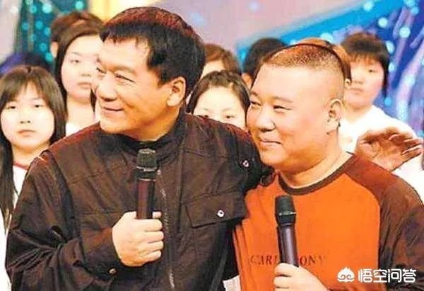 郭德纲发文怀念恩师侯耀文,如何看待他们的师徒情?