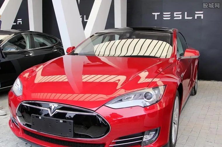 特斯拉或降到25万 为什么突然降价那么多