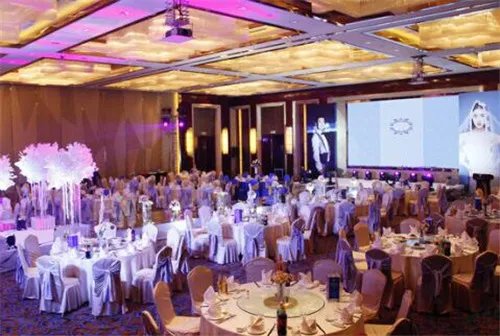 办婚宴的酒楼要如何选择 办婚宴需要多少钱一桌