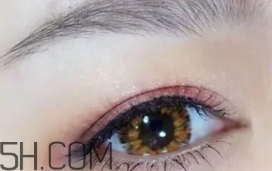 2018年流行什么眼影颜色？2018年眼影流行色