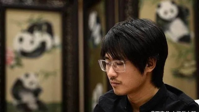 员工起诉韩寒餐厅，明星餐厅都是店大欺人吗？