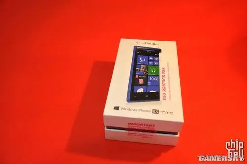 Windows phone8：htc 8X开箱图赏及评测