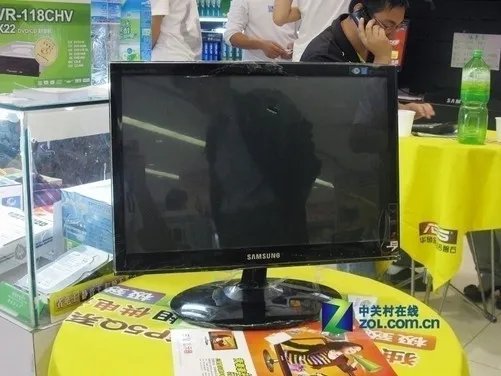 三星显示器到底好在哪?P1950W告诉您