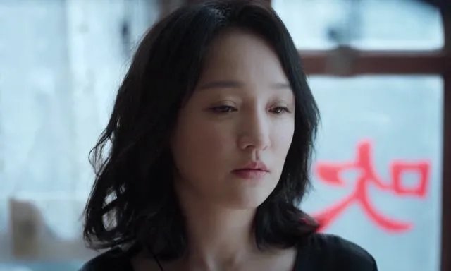 如何评价《不完美的她》的主题和表达的寓意？