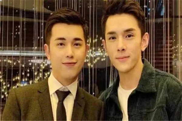 付鹏告别李佳琦选品团队 ，他是要单飞了吗？