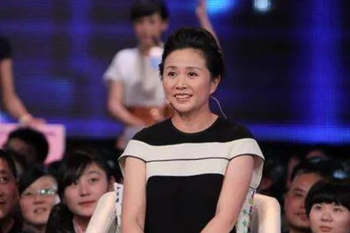 黄菡离开非诚勿扰后做什么去了，黄菡现在做什么工作