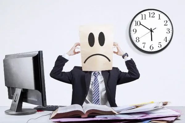 按照劳动法规定“自愿加班不算加班”？