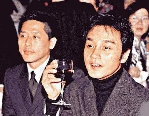 张国荣和唐鹤德吻照,张国荣唐鹤德的爱情故事