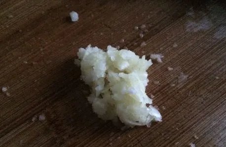 快速制造蒜泥的方法