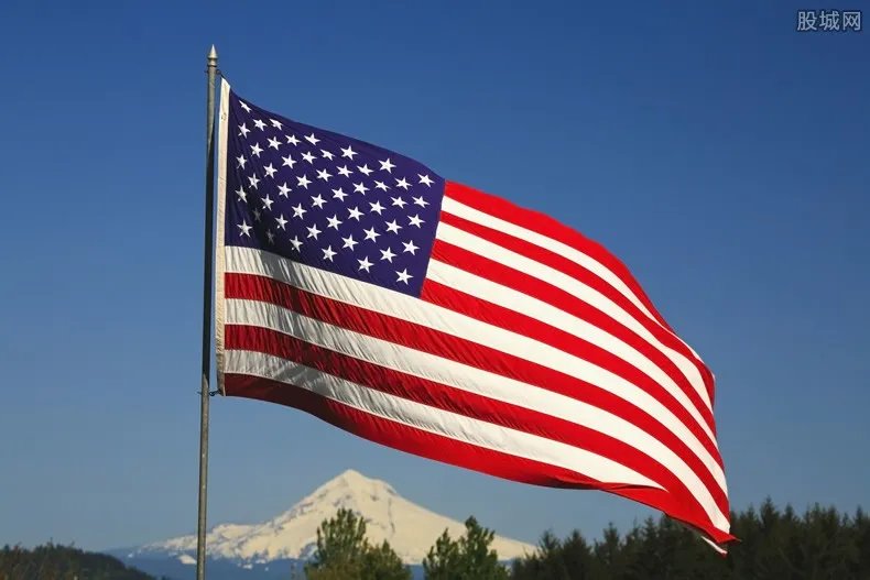 世界发现新冠病毒第一人是谁 中国疫情吹哨第一人是他