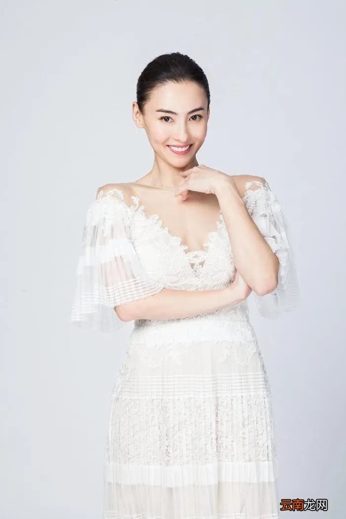 张柏芝生下第三胎 张柏芝生三胎老公图片