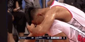 广东队已经15连胜了，你觉得谁能终止他们的连胜脚步？