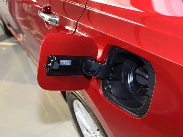 东风日产天籁2.0自吸的性能如何,用多少号汽油比较好?