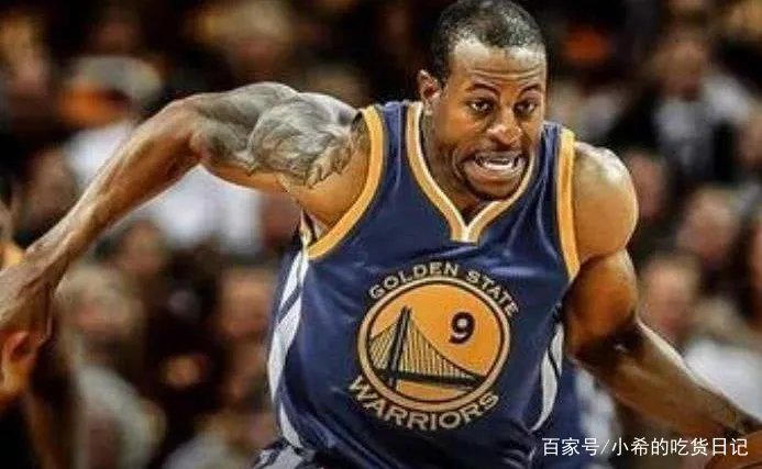 伊戈达拉的肌肉连汤普森都羡慕,汤普森的肌肉程度如何?
