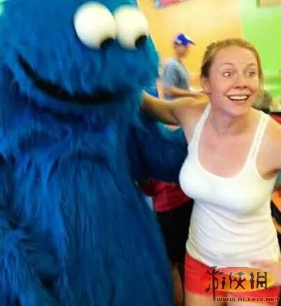 让人瞬间鸡动不已!充满邪恶的镜头的恶搞囧图