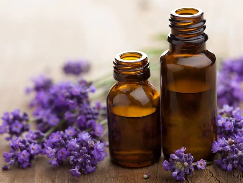 保湿精油如何使用