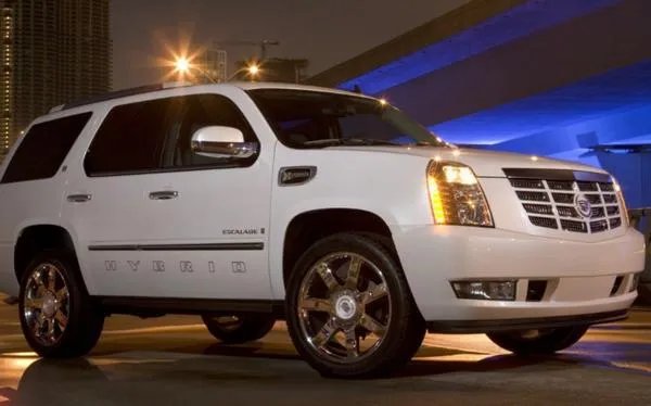 女司机开路虎连怼事件是怎么回事？