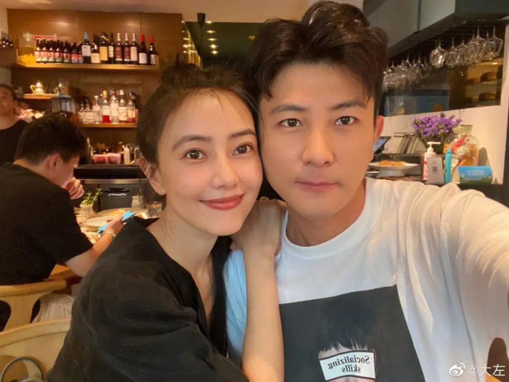 高圆圆生图气色憔悴，但依旧有着什么样的气质？