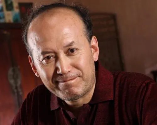 郭达家庭背景还是挺红的 让我们来了解国家一级演员演艺生涯