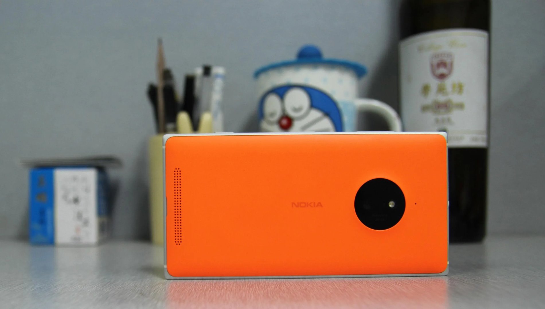 昔日巨头遗作 诺基亚WP8.1版Lumia 830评测