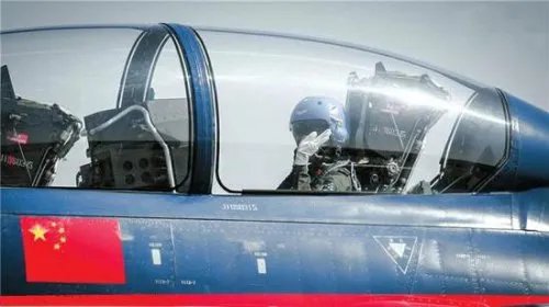 余旭父母一夜未眠 睡在女儿的床上