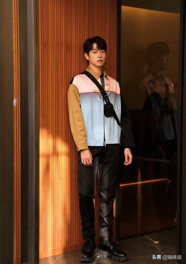 杨幂魏大勋同回酒店，多次被拍当事人为何不公开？