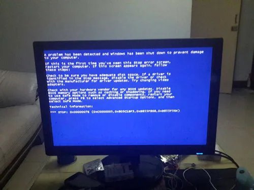 电脑开机就蓝屏的原因 电脑开机就蓝屏了怎么办