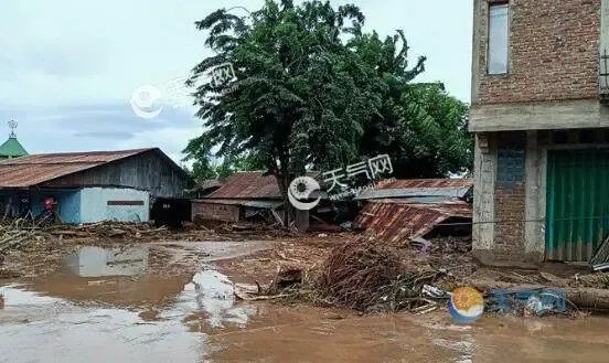 尼日利亚今年雨季洪灾造成超过500人死亡，洪水天气我们需要注意什么？