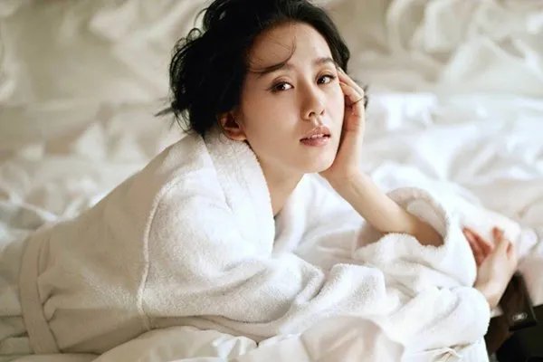 吴奇隆甜蜜探班刘诗诗，如何看待两人的感情状况？