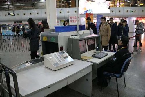 上错飞机全机折返，你是怎么看的？