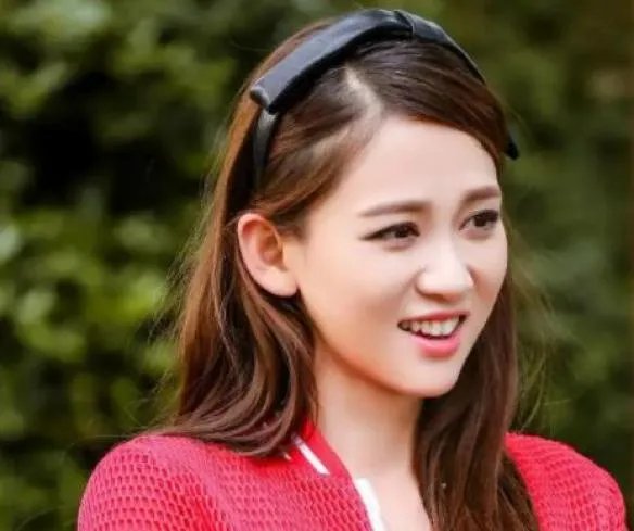 《笑傲江湖》高清服微电影曝光？陈乔恩再演女主角