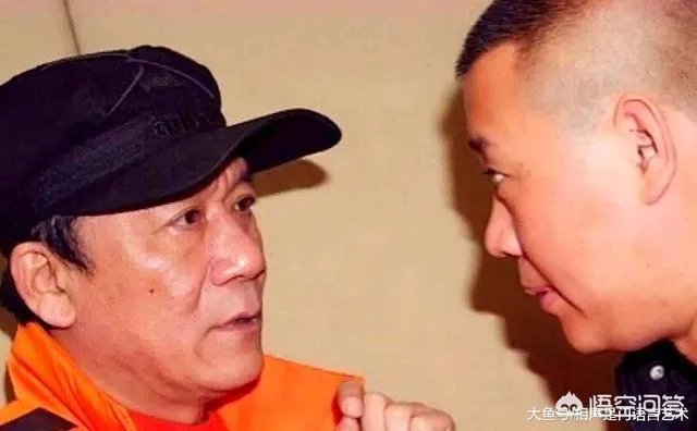 郭德纲发文怀念恩师侯耀文,如何看待他们的师徒情?