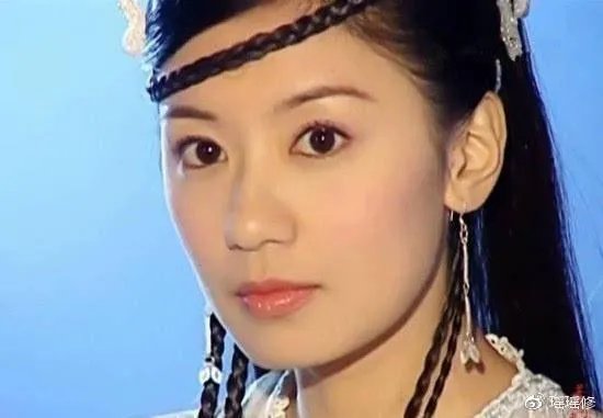 韩国人最美五官调查出炉，金泰希的眼宋慧乔的唇夺魁，中国人的五官谁最美？