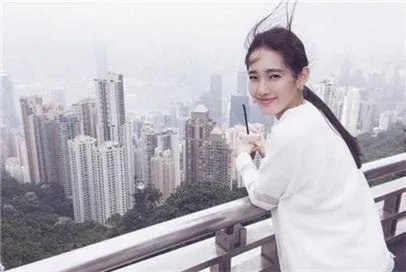 余文乐妻子家族欠债二十亿是什么情况?