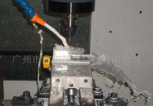 铝合金加工一般用什么切削液？