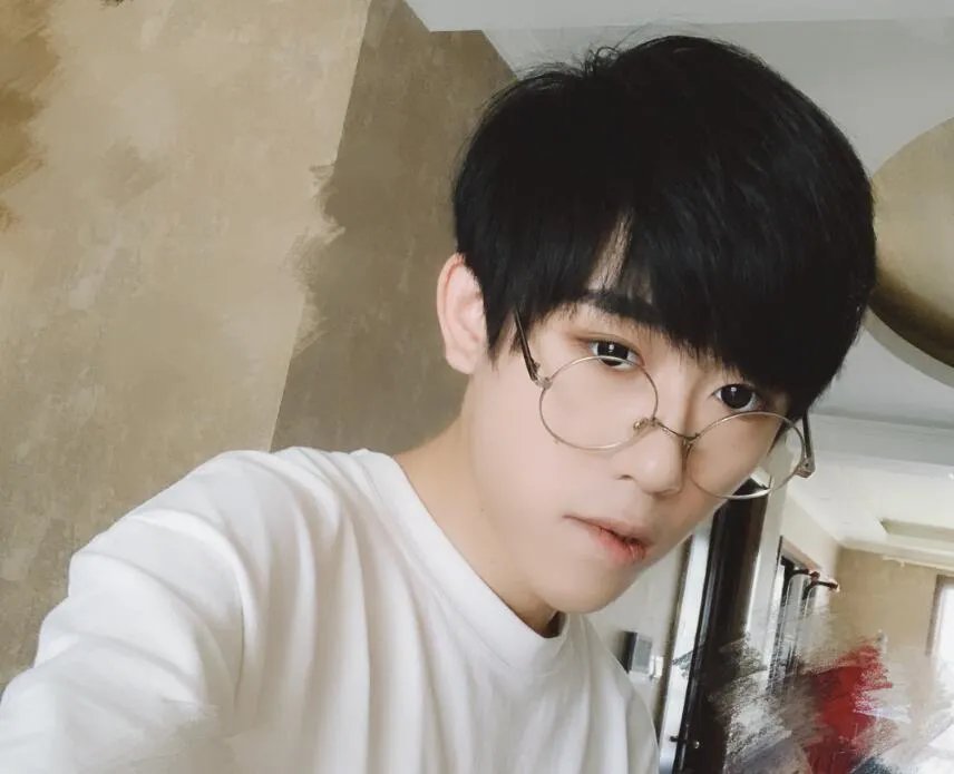 抖音乔万旭为什么叫梧桐雨 乔万旭赵丽颖认识吗