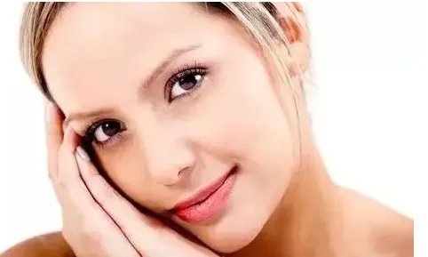 黑脸娃娃祛斑是什么意思