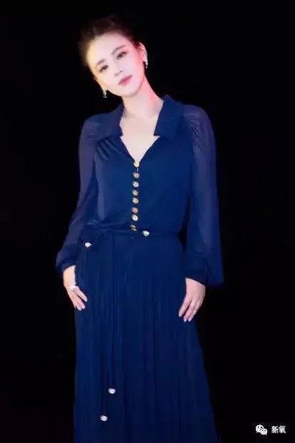 2017金马奖颁奖典礼上，谁的礼服更耀眼？