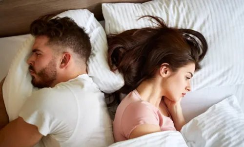 老婆出轨的表现及特征 女人出轨的原因主要是什么