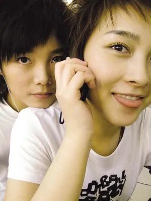 许飞和厉娜怎么回事怎么闹翻了分手原因 厉娜说许飞人品不好真假