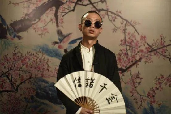 用重庆话唱的歌有哪些?