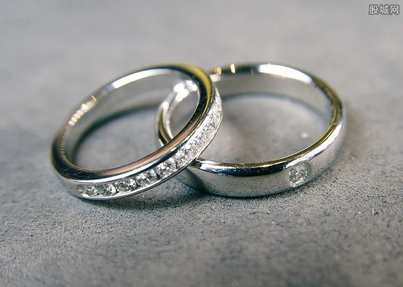 宝格丽戒指专柜价格 宝格丽戒指多少钱一个